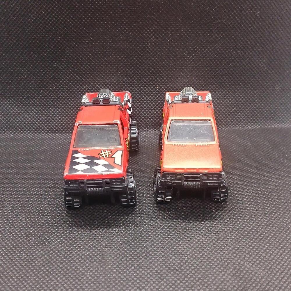 Lot of 2 Vintage 1987 Hot Wheels 3" Big Wheel Pickup Truck - Picture 3 of 6